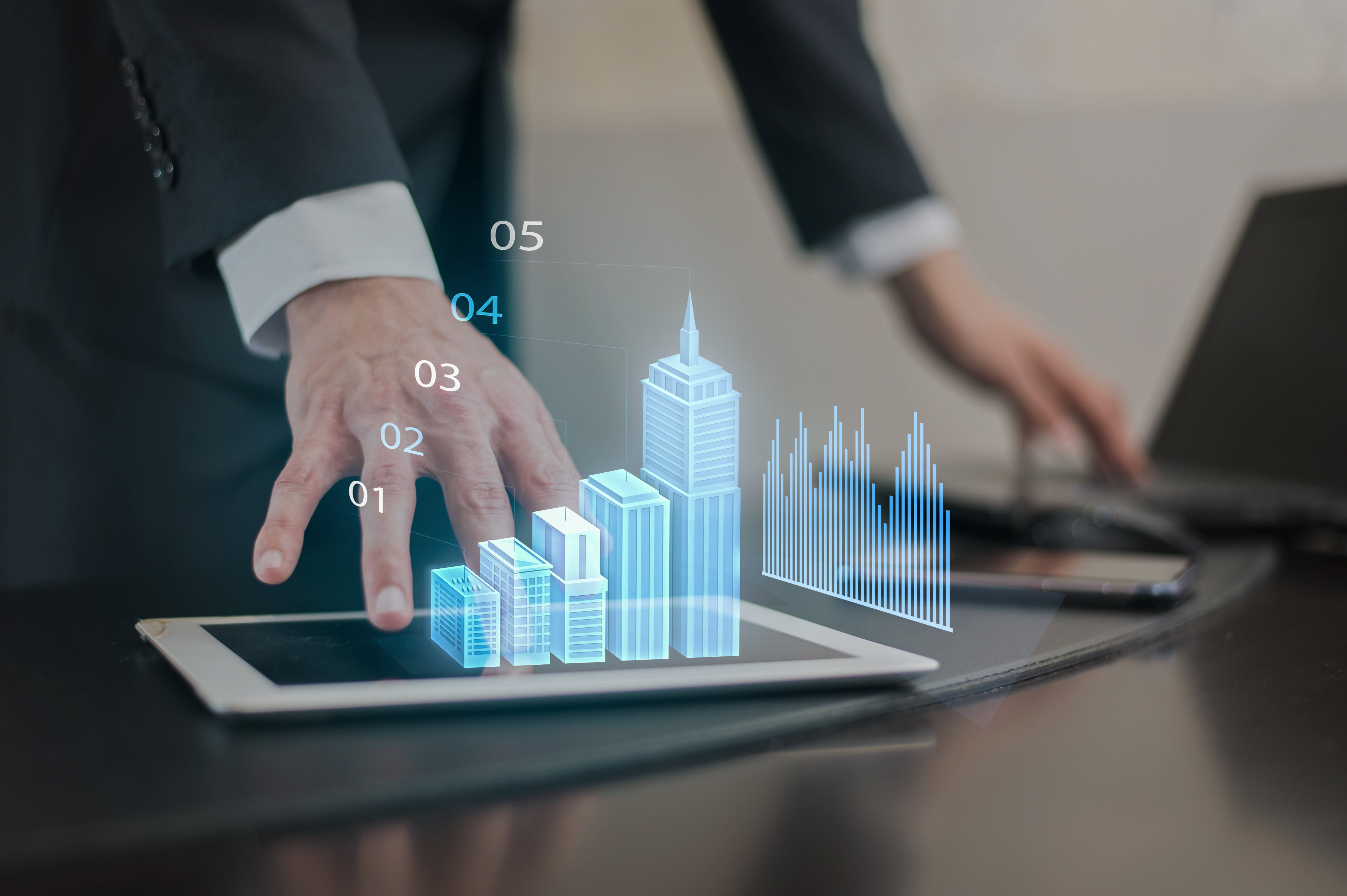 Find the Guide 2023 the Best CRM for realtors Success