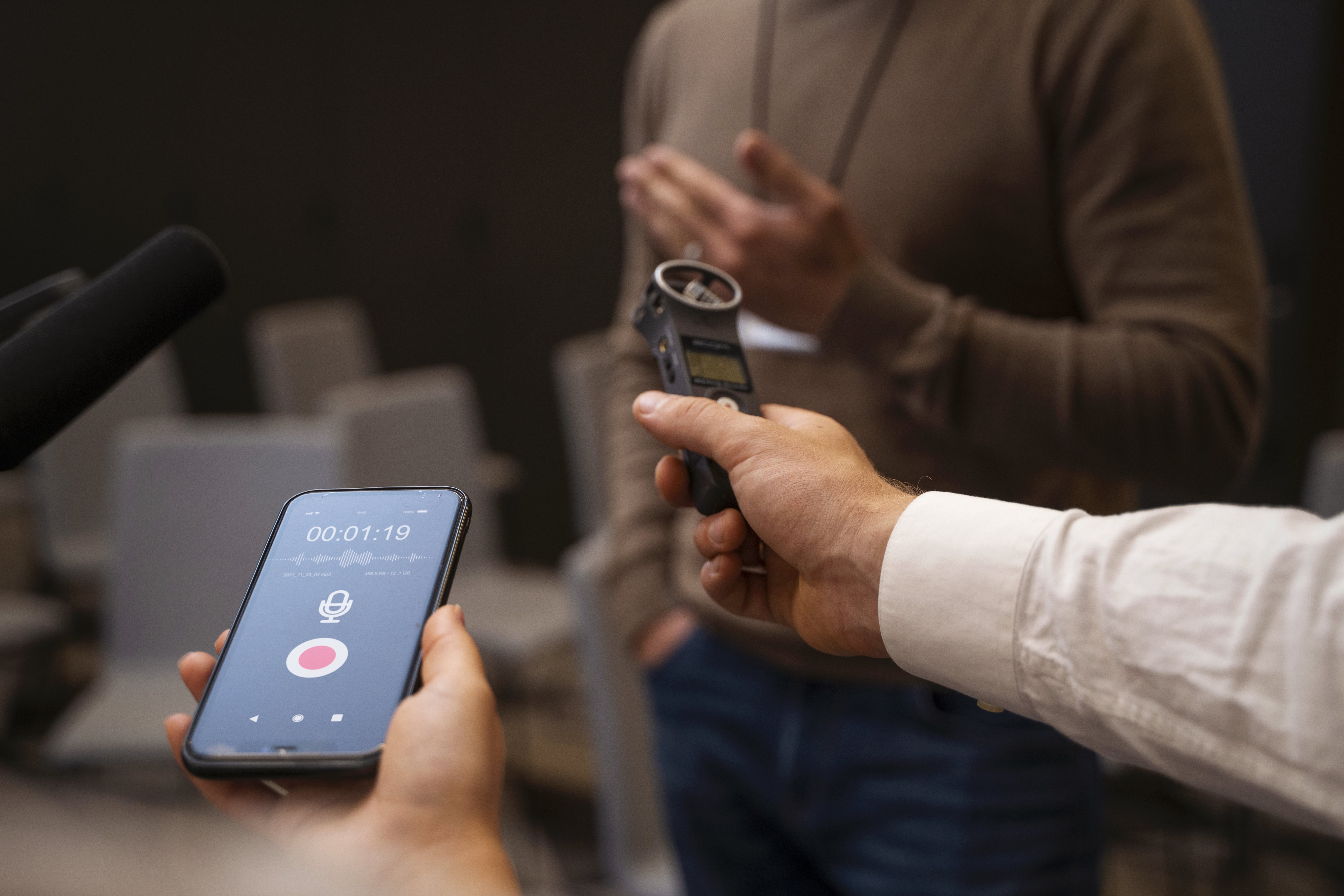 Top 20 AI Voice Agents Revolutionizing Interaction in 2025