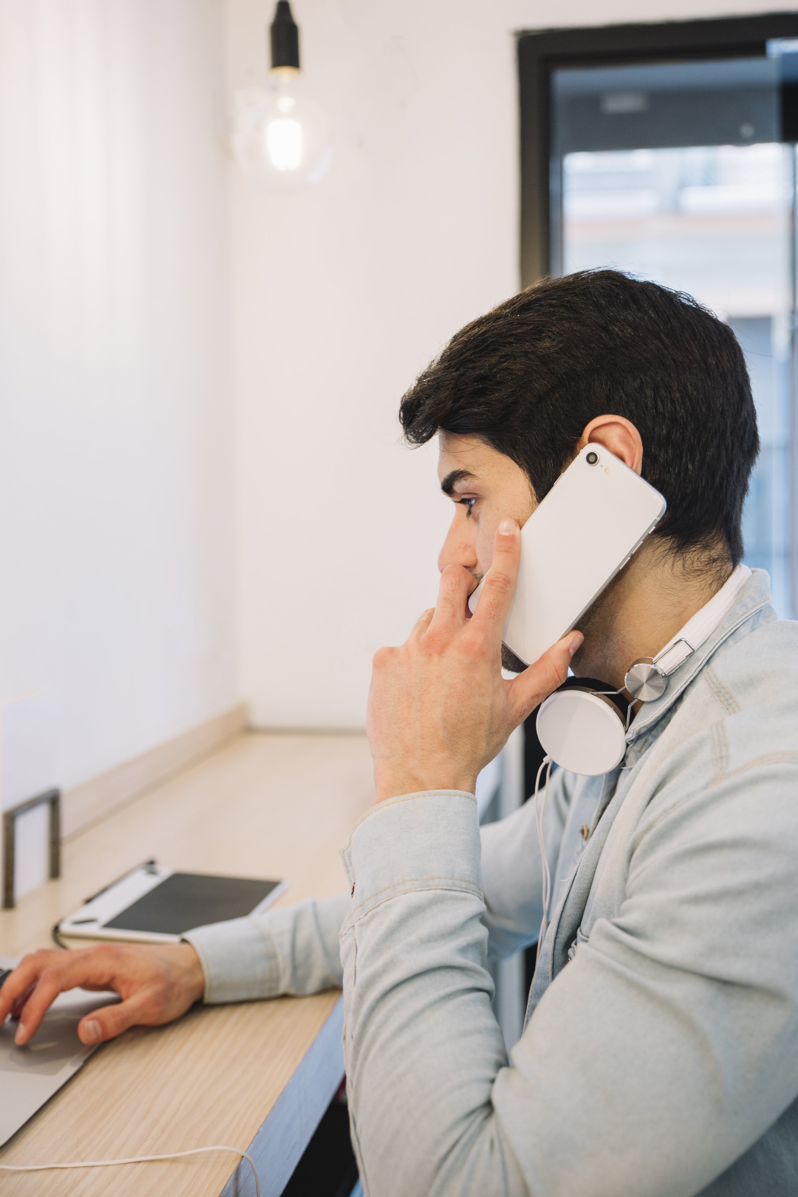 Top AI Voice Agent Trends for USA Businesses in 2025